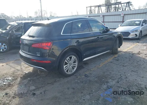 2018 Audi Q5 2.0T Premium/2.0T Tech Premium z USA, uszkodzony, nr VIN WA1BNAFY3J2166445